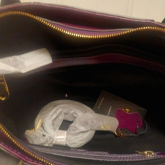 NWT Pijushi Crocodile Embossed Leather - Picture 3 of 7